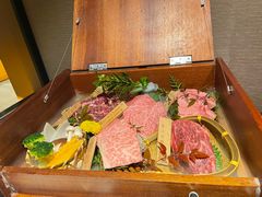 -山川小町·极番烧肉(新地假日广场店)