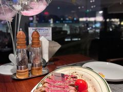 -MONICH牛排融合餐厅(和义大道购物中心店)