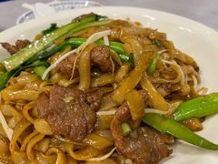 干炒牛河-粤·向群饭店(龙津东路总店)