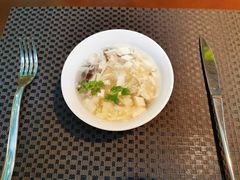 -君来湖滨饭店·玫瑰园
