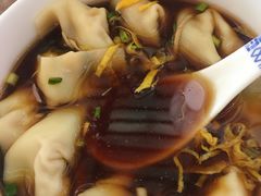 -笑来喜馄饨小笼工坊店(湖滨街店)