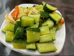 -牛一嘴·兰州牛肉面·大盘鸡(财富中心店)