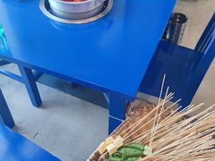 -马路边边串串香(空港新苑店)