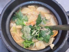 -官塘陈记鱼生·潮汕砂锅粥·牛肉火锅(潮枫路总店)