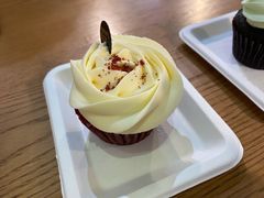 大号红丝绒杯子蛋糕-派悦坊·甜品·蛋糕(日坛店)