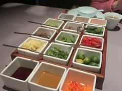 -左庭右院鲜牛肉火锅黑金店(陆家嘴中心店)