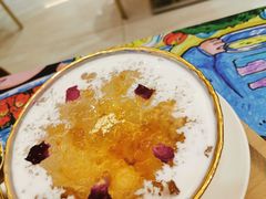 踏雪寻玫-甜心妈妈·榴莲星级糖水(北京路总店)