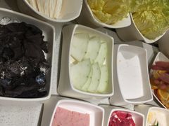 -海底捞火锅鲜切牛肉主题店(长寿路店)