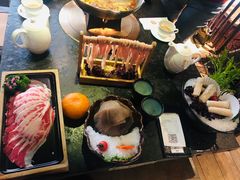 -湊湊火锅·茶憩(新中关购物中心店)