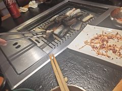 -臻牛烤肉