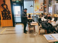 大堂-汉堡王(北京三里屯购物中心)