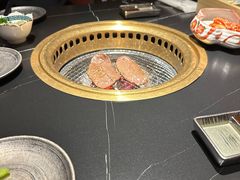 -山川小町·极番烧肉(新地假日广场店)