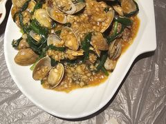 -肥肥虾庄·金牌油焖大虾(沙湖店)