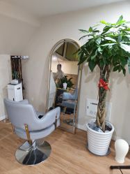 -卡诗亚女士隐形假发增发补发定制店