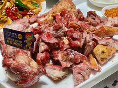 秘制烤羊腿-小河公主秘制烤羊腿(小绿谷店)