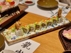 牛油果软壳蟹卷-岚山日本料理(珠江新城店)