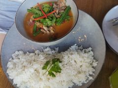 泰式红咖喱牛肉饭-wagas(暖山店)