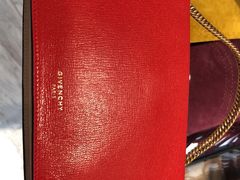 -GIVENCHY(佛罗伦萨小镇奥莱店)