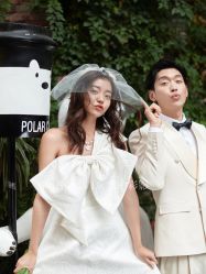 -雪中彩影婚纱摄影·微光艺术中心