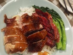 W烧味四宝饭-新大咀港式茶餐厅(宝山万达店)