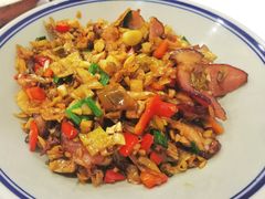 白辣椒炒腊肉-新新湘菜馆(新中街二条店)