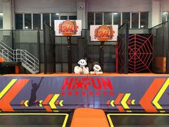 -嗨翻Hi-Fun竞技主题乐园·蹦床亲子生日轰趴(国光1937店)