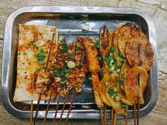 -邛海景风特色火盆烧烤店·烤串(月色风情小镇店)