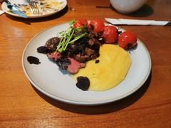 -JINNS锦时 steak&pizza(浸信会礼拜堂旧址店)