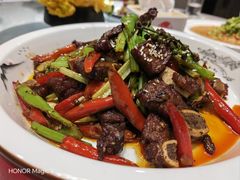 -鑫巴蜀小镇 · 水煮鱼专研店(玉桥店)
