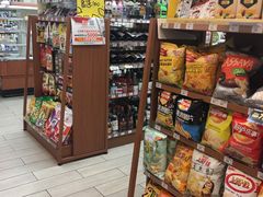 -全家便利店(杭州龙翔桥地铁站店)