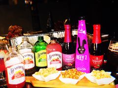 -顽啤熊·酒客酒馆(苏城夜景必选店)