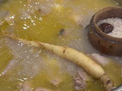 -朴小妹人参鸡汤火锅(长白山万达店)