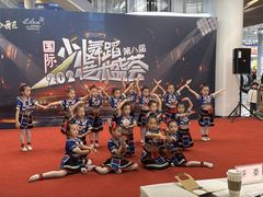 -小荧星艺校(浦东中环分校)