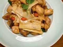 -雀舞云南菜(天津天河城购物中心店)