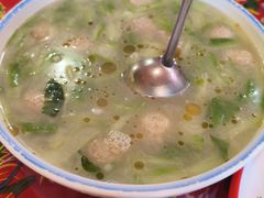 -闯关东东北农家菜(崂山石老人店)