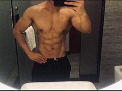 -KingBull私教健身&格斗订制(龙井商业中心店)