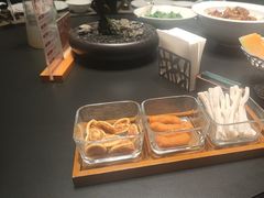 -忆江南·临江鱼馆