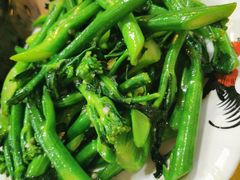 -洞密园美食城(富华路店)