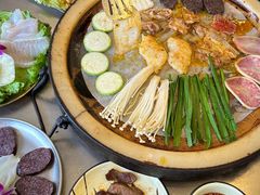 -老渔家白族·石板烧·野生菌火锅(古城中心店)