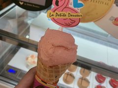 草莓gelato-洛佩塔蛋糕