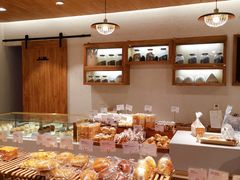 面包甜点陈列柜-那家面包房(珠江路店)