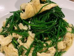 沙葱炒蛋-巴扎美食·新疆菜·西域歌舞表演餐厅(新疆大厦店)