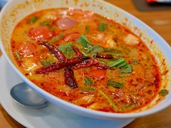 -Chom Cafe and Restaurant