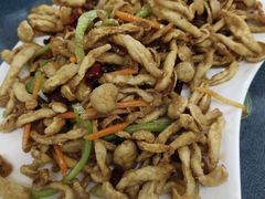 干锅茶树菇-兴国苑酒店