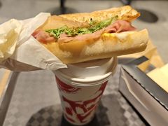 -星巴克(迪士尼小镇店)
