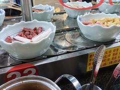 -轩于鲜旋转自助小火锅(新之城购物广场店)