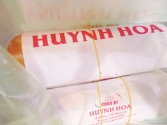 -Bánh Mì Huynh Hoa
