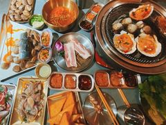 -围炉肉舍•炭烤活鳗•丹东海鲜烤肉(步行街店)