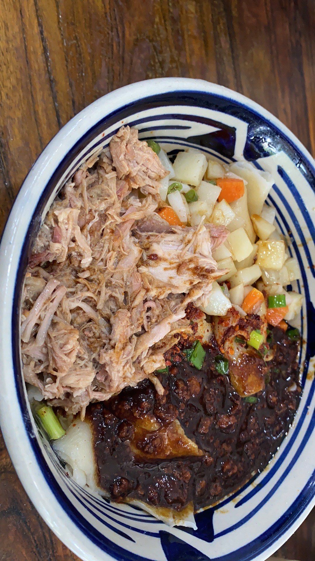 一碗腊汁肉揪面片