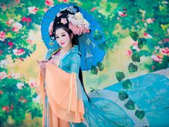 -九月鹰飞汉服摄影工作室
